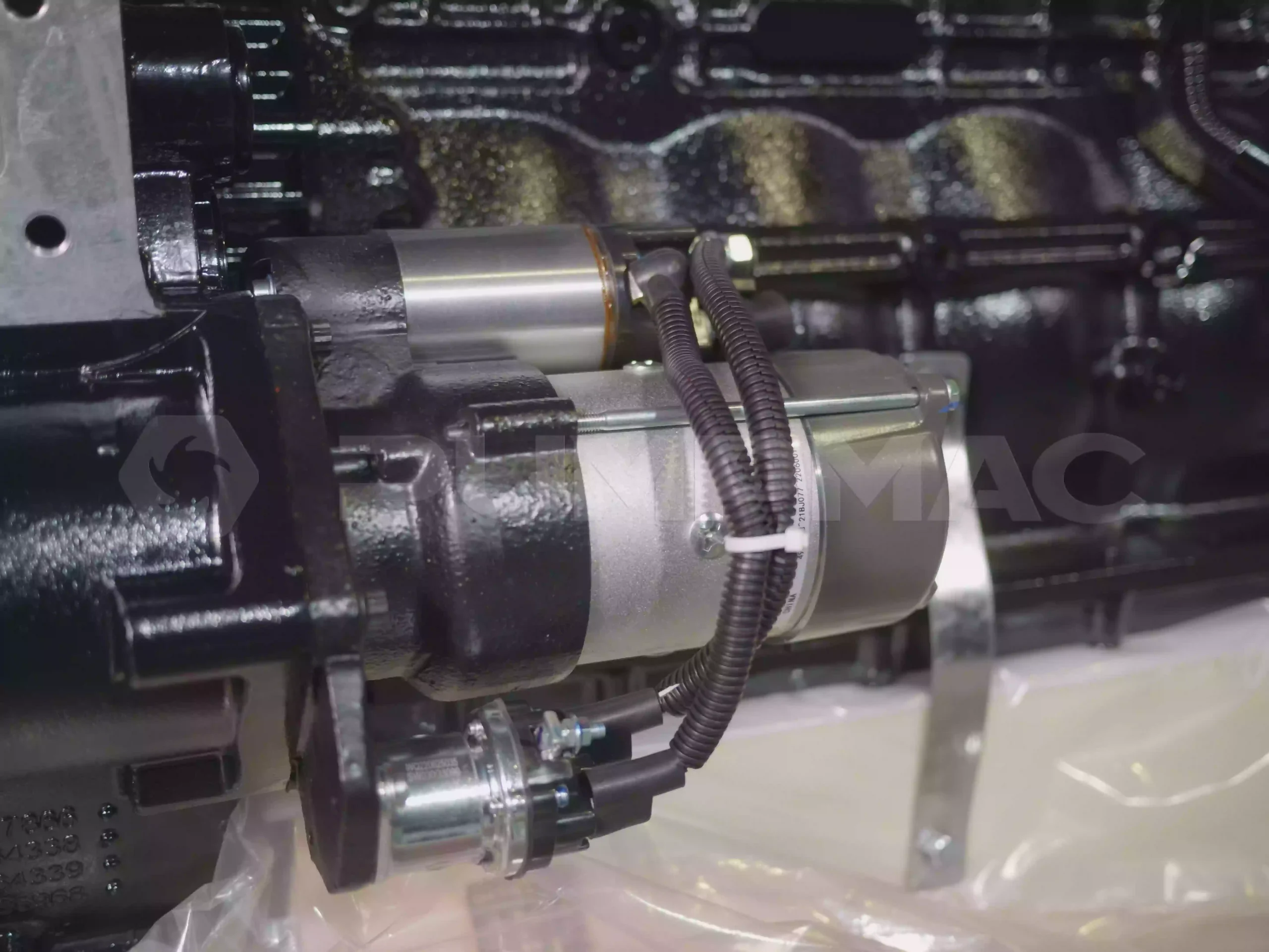 DCEC-QSB6.7-C220-30-Starter